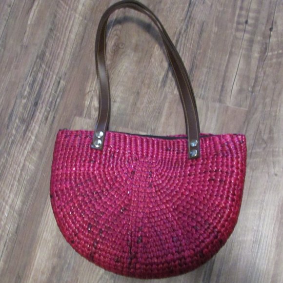 Fuchsia Summer Half-Moon Straw Purse - Picture 2 of 8